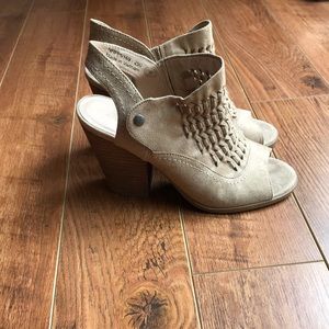 Altar’d state peep toe booties